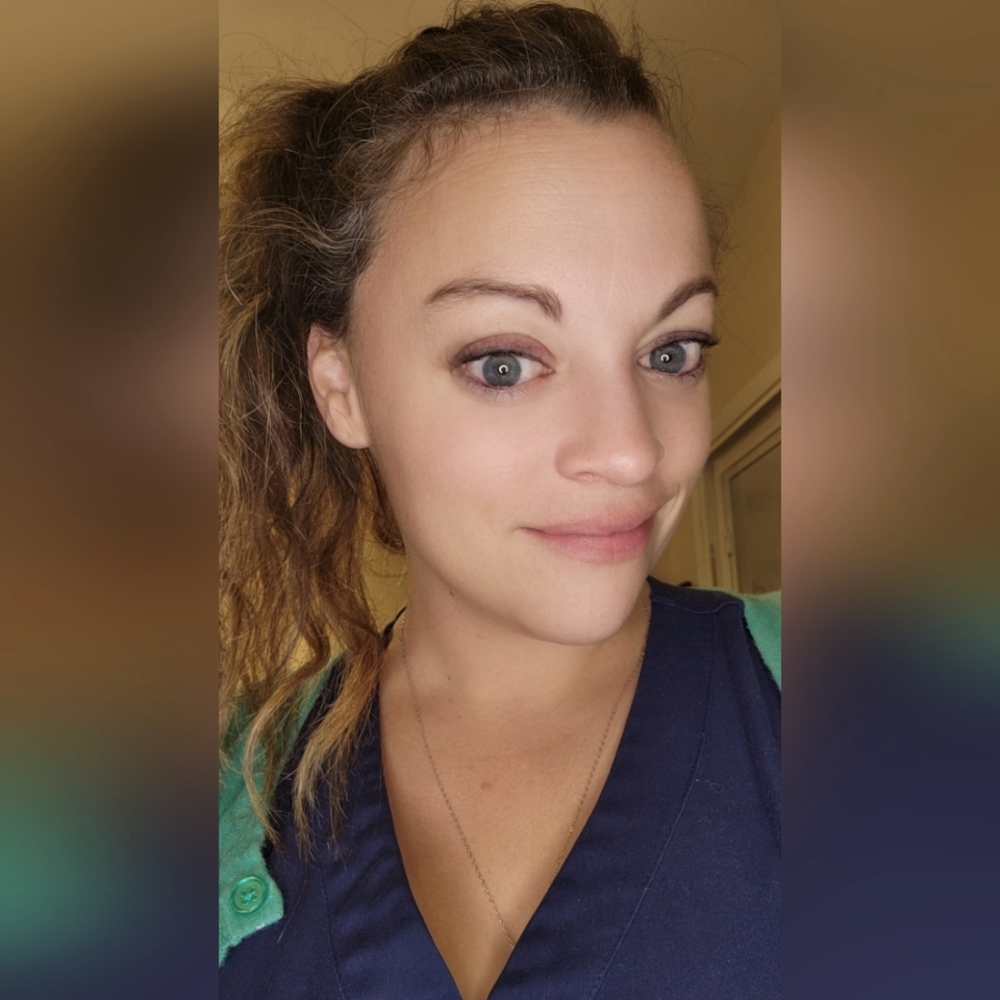 Meet your Posher, Jennifer